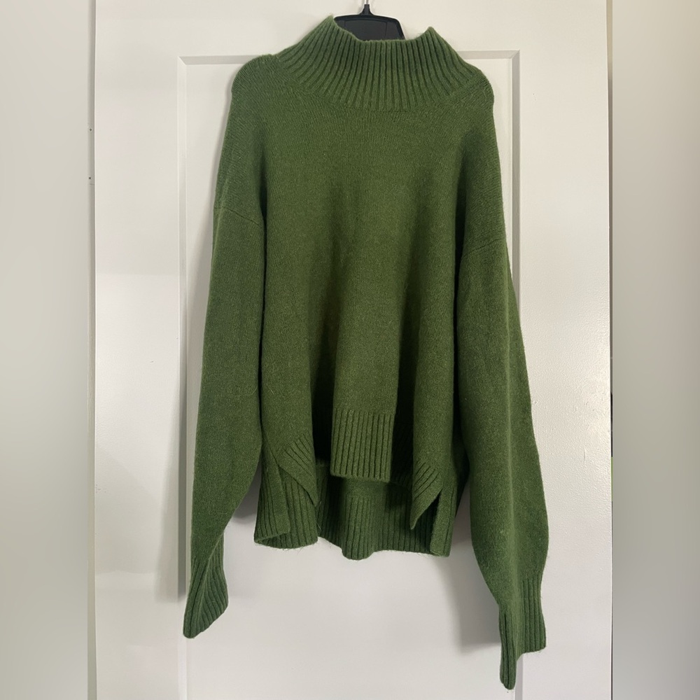Uniqlo Olive Green Women's Turtleneck Sweater